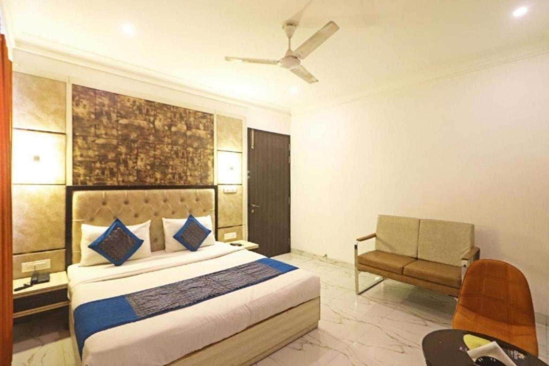 Hotel The Almora By Rs Global Near By Delhi International Airport With - Free Airport Drop Nuova Delhi Esterno foto